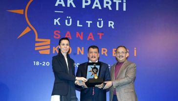 AKP'den Gürkan'a Film Festivali İçin Ödül