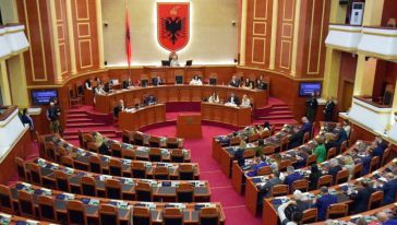 Arnavutluk'ta Adaysız Cumhurbaşkanı Seçimi!