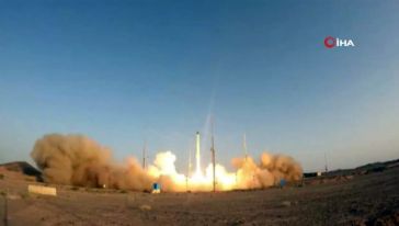 İran, 'Zülcenah' Roketini Uzaya Fırlattı