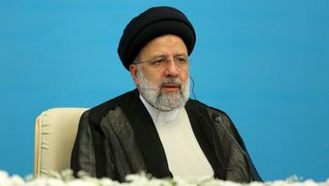 Reisi: "Düşman İran'a Karşı Hibrit Savaş Başlattı"