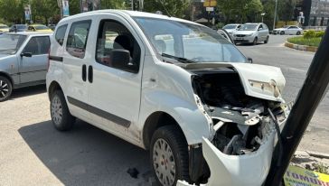Kaza Yapan Malatya Plakalı Aracın Sürücüsü Yaralandı